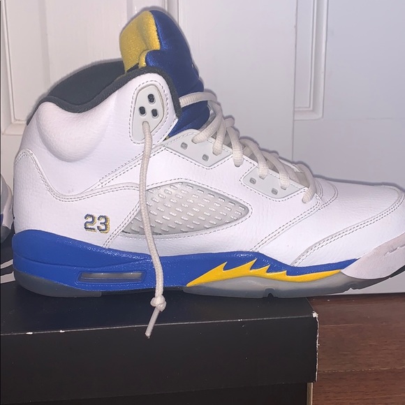 Air Jordan 5 Retro "Laney" 2013 size 7/women's 8 - Picture 5 of 6